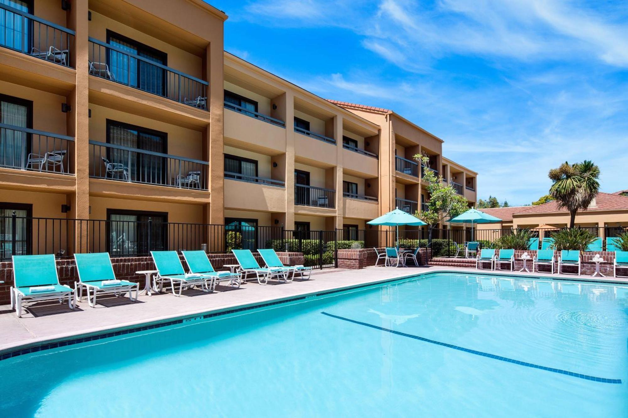Courtyard San Jose Cupertino Hotel Exterior photo